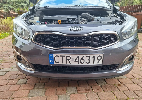 Kia Ceed cena 40500 przebieg: 200000, rok produkcji 2015 z Wojkowice małe 781